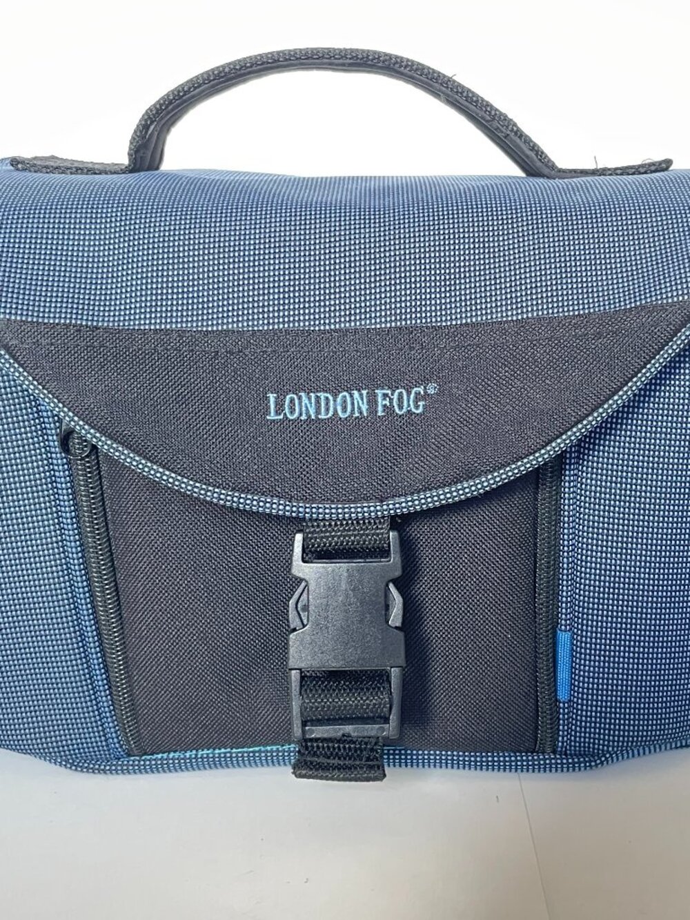 London Fog Camera Crossbody Bag W Strap DSLR Mirrorless Padded 14”x6.5”x7” Blue